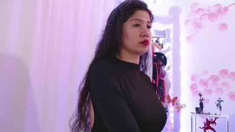 DAINA online show from January 2025 07:28:01 AM