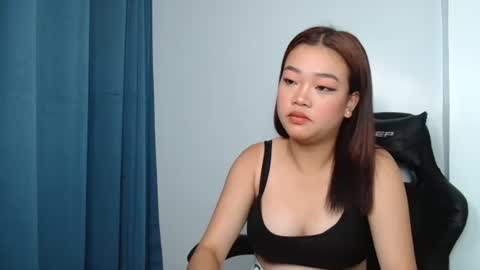 Diana online show from October 2025 07:44:02 PM