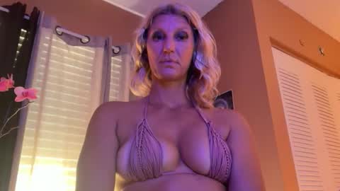 Daisy137 online show from March 2026 07:07:02 PM