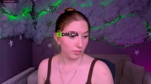 Snapshot of daisy_candy chatting on May 2026 08:46:01 PM Little Di online show from May 2026 08:46:01 PM