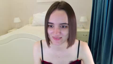 Snapshot of daisy_heart chatting on June 2026 04:23:01 AM Daisy online show from June 2026 04:23:01 AM