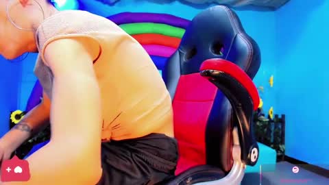 daisy_jonexxx22 online show from April 2026 04:13:02 AM