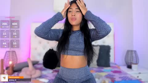 Daisy online show from February 2025 08:06:02 PM