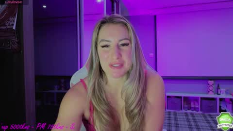 DaisyDeliciousxx online show from October 2025 06:52:02 PM