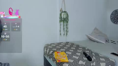 dakota__luxx online show from November 2025 04:10:02 AM