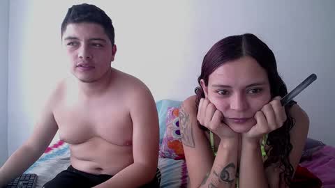 Dakota and Aron online show from January 2025 03:50:01 PM