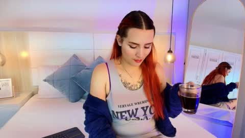 Dakota-Megan online show from November 2025 01:00:02 PM