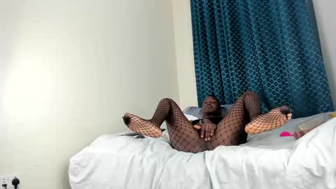 Snapshot of dakota_pariss chatting on June 2026 08:34:02 PM dakota_pariss online show from June 2026 08:34:02 PM