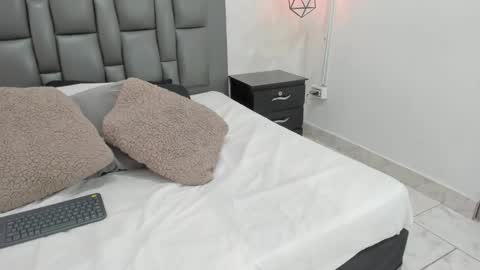 Snapshot of dakota_roussee chatting on November 2025 12:34:01 PM Dakota online show from November 2025 12:34:01 PM