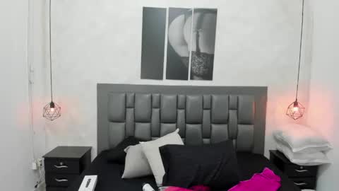 Dakota  online show from April 2026 11:31:01 AM