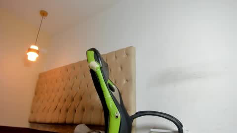 Snapshot of dakota_x18 chatting on February 2026 07:17:02 PM dakota_x18 online show from February 2026 07:17:02 PM