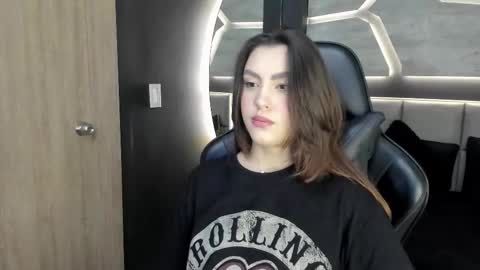 Dakota  online show from January 2026 07:27:02 PM