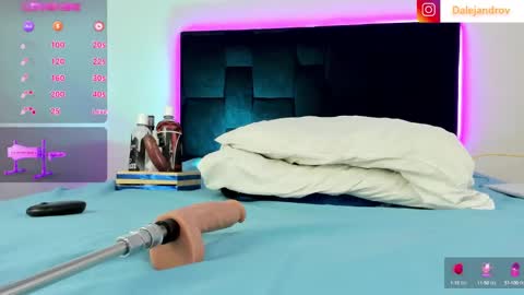     online show from December 2024 08:47:02 PM