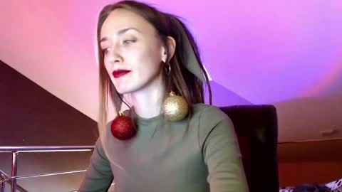 Dalia  online show from December 2024 10:19:01 AM