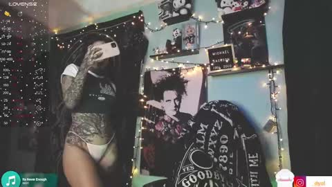 Snapshot of dalia_vorhees chatting on January 2025 02:48:01 AM dalia_vorhees online show from January 2025 02:48:01 AM