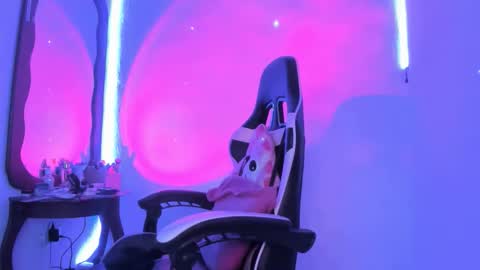 Snapshot of daliaapril22 chatting on March 2026 07:55:02 PM Dalia April online show from March 2026 07:55:02 PM