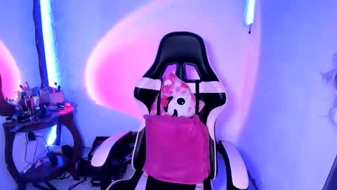 Snapshot of daliaapril22 chatting on March 2026 10:16:01 PM Dalia April online show from March 2026 10:16:01 PM