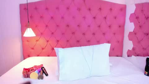 Dalia online show from January 2025 07:45:01 PM