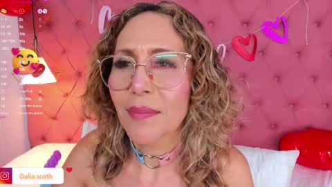 Dalia online show from February 2025 10:53:02 PM