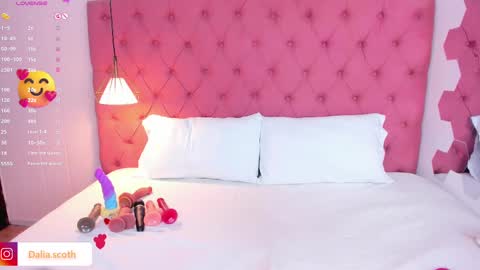 Dalia online show from March 2025 07:36:01 PM