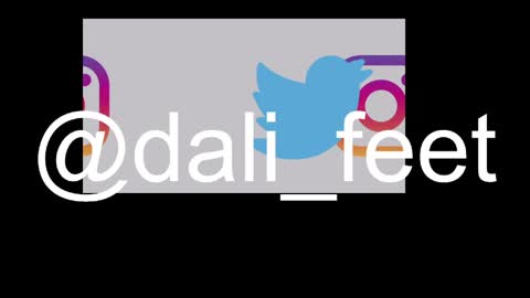 Snapshot of dalila_oficials chatting on June 2026 11:11:02 AM online show from June 2026 11:11:02 AM