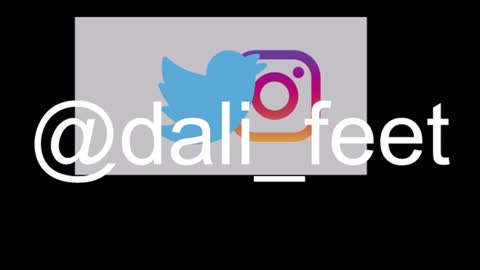 Snapshot of dalila_oficials chatting on July 2026 09:03:01 AM online show from July 2026 09:03:01 AM