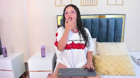 Dali Luu  online show from July 2026 08:24:01 PM