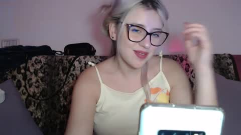 Maria online show from December 2024 10:00:01 PM