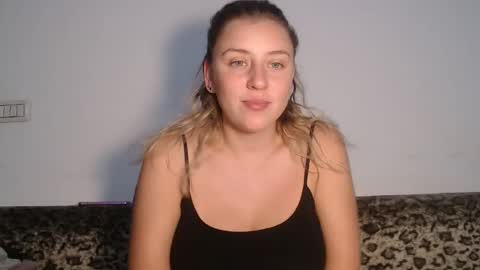 Maria online show from October 2025 08:52:01 PM