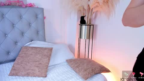 Snapshot of dalylarose chatting on October 2025 12:28:02 PM Dalyla online show from October 2025 12:28:02 PM