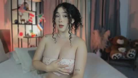Dalyla online show from July 2026 01:25:01 PM