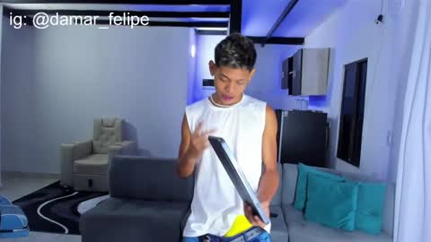 damar_felipe online show from February 2025 05:03:02 AM