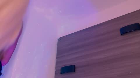 Snapshot of damara_ochoa chatting on February 2026 06:59:02 AM online show from February 2026 06:59:02 AM