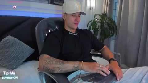 DAMIAN online show from February 2026 11:58:01 AM