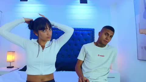 Snapshot of damian_and_roxanne chatting on February 2026 12:54:02 PM DAMIAN AND ROXANNE. online show from February 2026 12:54:02 PM