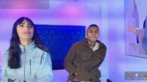 Snapshot of damian_and_roxanne chatting on February 2026 12:37:01 PM DAMIAN AND ROXANNE. online show from February 2026 12:37:01 PM