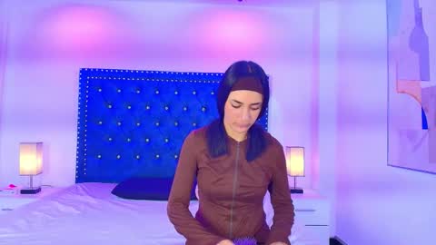 DAMIAN AND ROXANNE.  online show from March 2026 12:31:01 PM