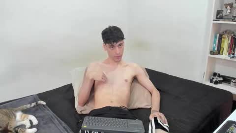 Snapshot of damian_blue_ chatting on March 2026 08:04:02 PM Damian online show from March 2026 08:04:02 PM