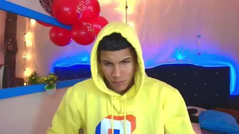 Damian online show from February 2025 06:12:02 AM