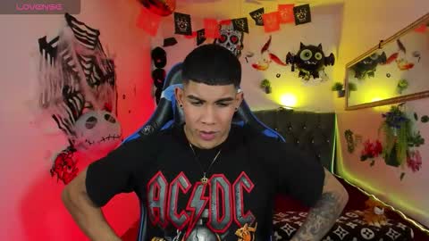 Damian online show from October 2025 03:10:02 AM