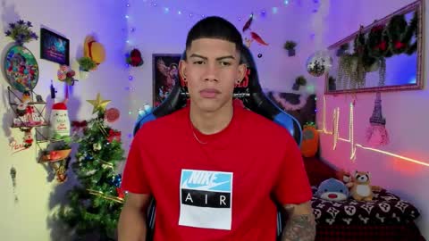 Damian online show from December 2025 03:14:02 AM