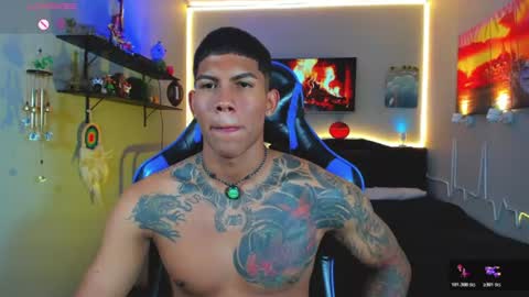 Snapshot of damian_latinxxx chatting on June 2026 03:25:01 AM Damian online show from June 2026 03:25:01 AM