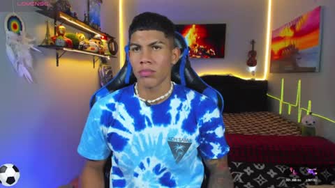 Snapshot of damian_latinxxx chatting on June 2026 10:38:02 AM Damian online show from June 2026 10:38:02 AM