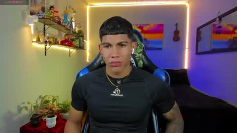 Snapshot of damian_latinxxx chatting on July 2026 09:02:02 AM Damian online show from July 2026 09:02:02 AM