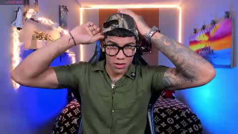 Snapshot of damian_latinxxx chatting on July 2026 09:08:01 AM Damian online show from July 2026 09:08:01 AM