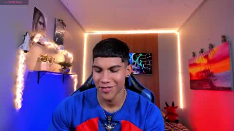 Snapshot of damian_latinxxx chatting on July 2026 09:09:01 AM Damian online show from July 2026 09:09:01 AM