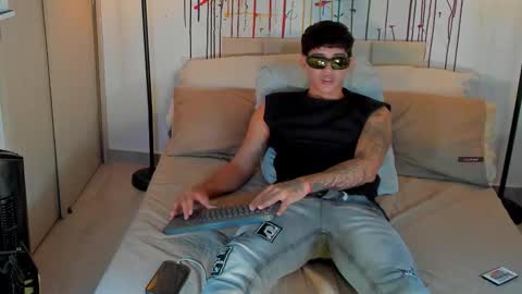 damian key online show from November 2025 02:29:02 PM