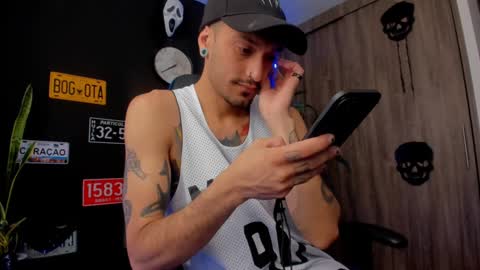 Daamiancox online show from December 2024 06:02:02 PM