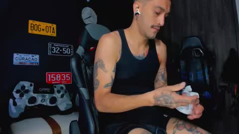 Daamiancox online show from November 2025 10:53:02 PM