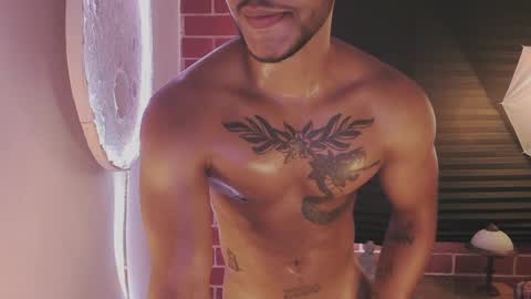 instagram damiannreed. online show from February 2025 07:53:02 PM